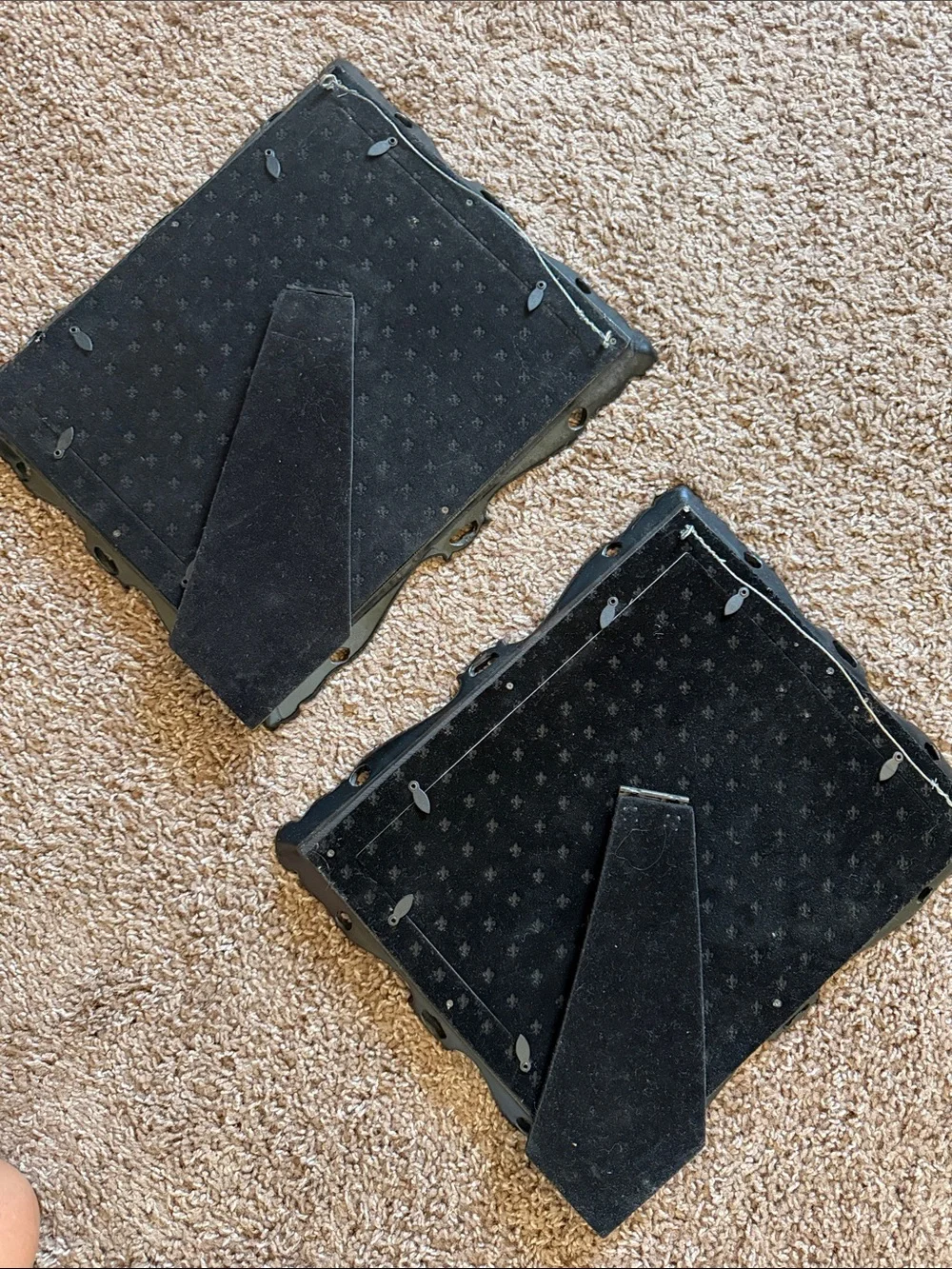 2- Black 8x10 Frames 🖤